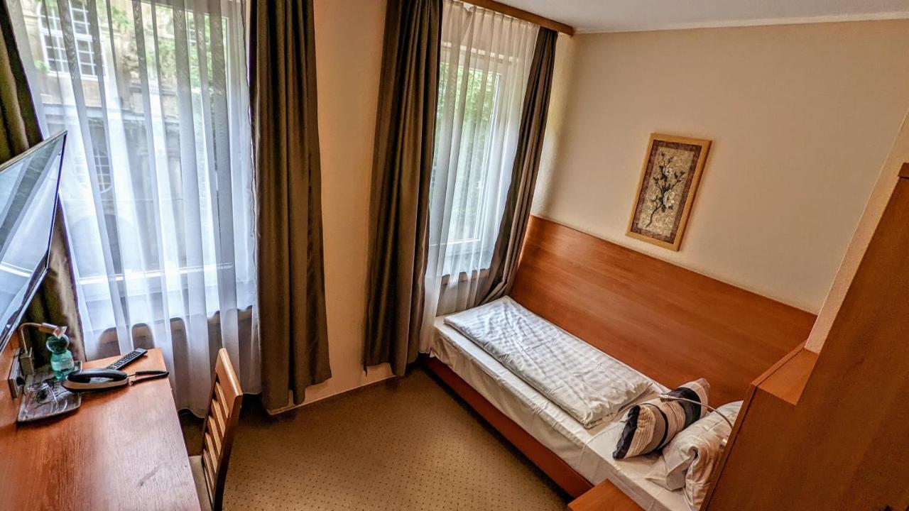 Hotel Am Rathaus カッセル エクステリア 写真