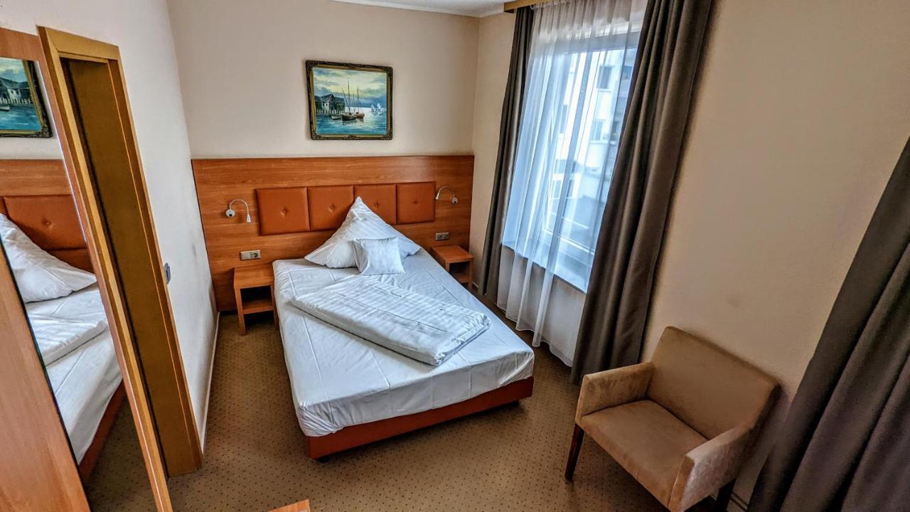 Hotel Am Rathaus カッセル エクステリア 写真