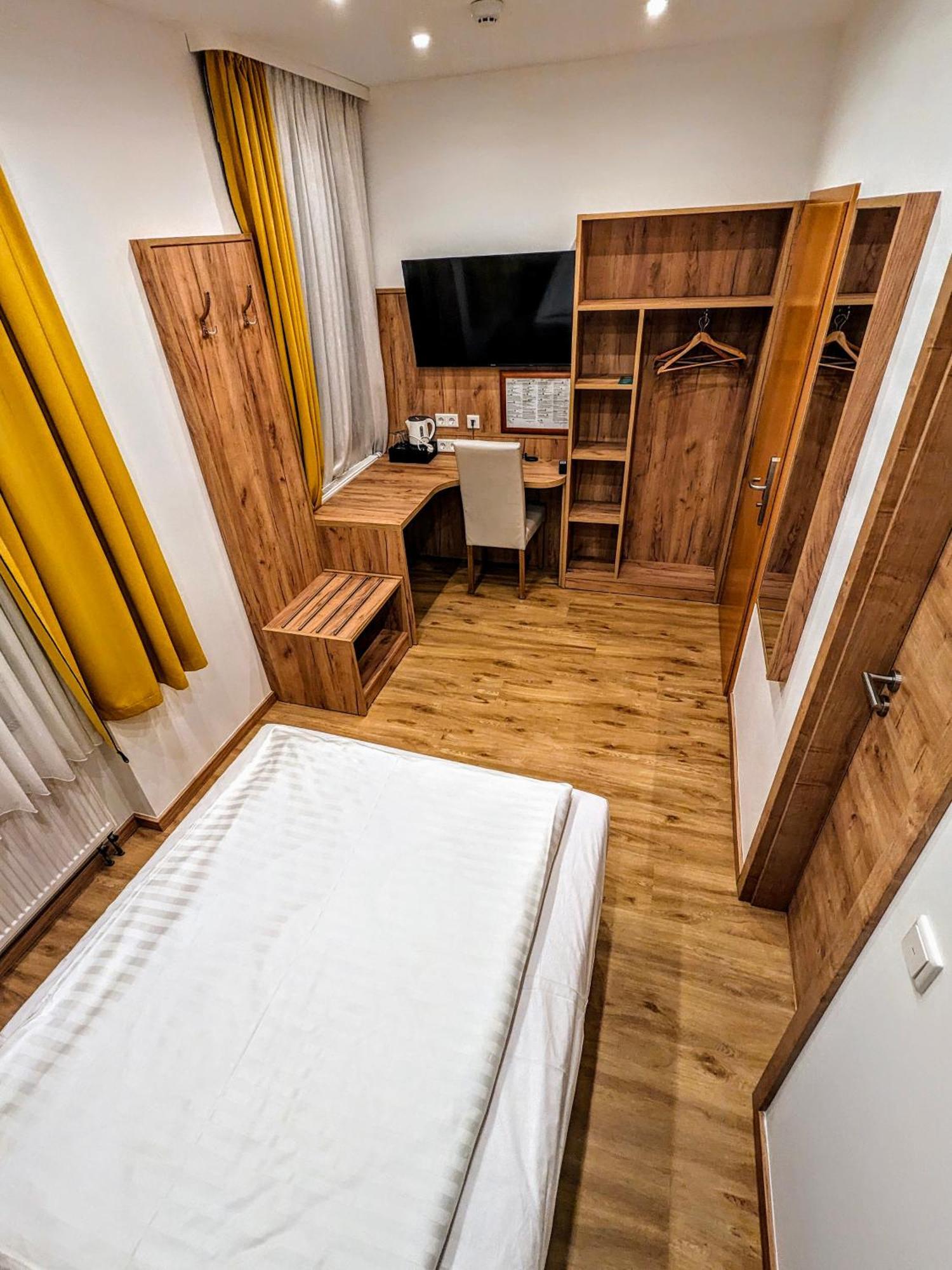 Hotel Am Rathaus カッセル エクステリア 写真