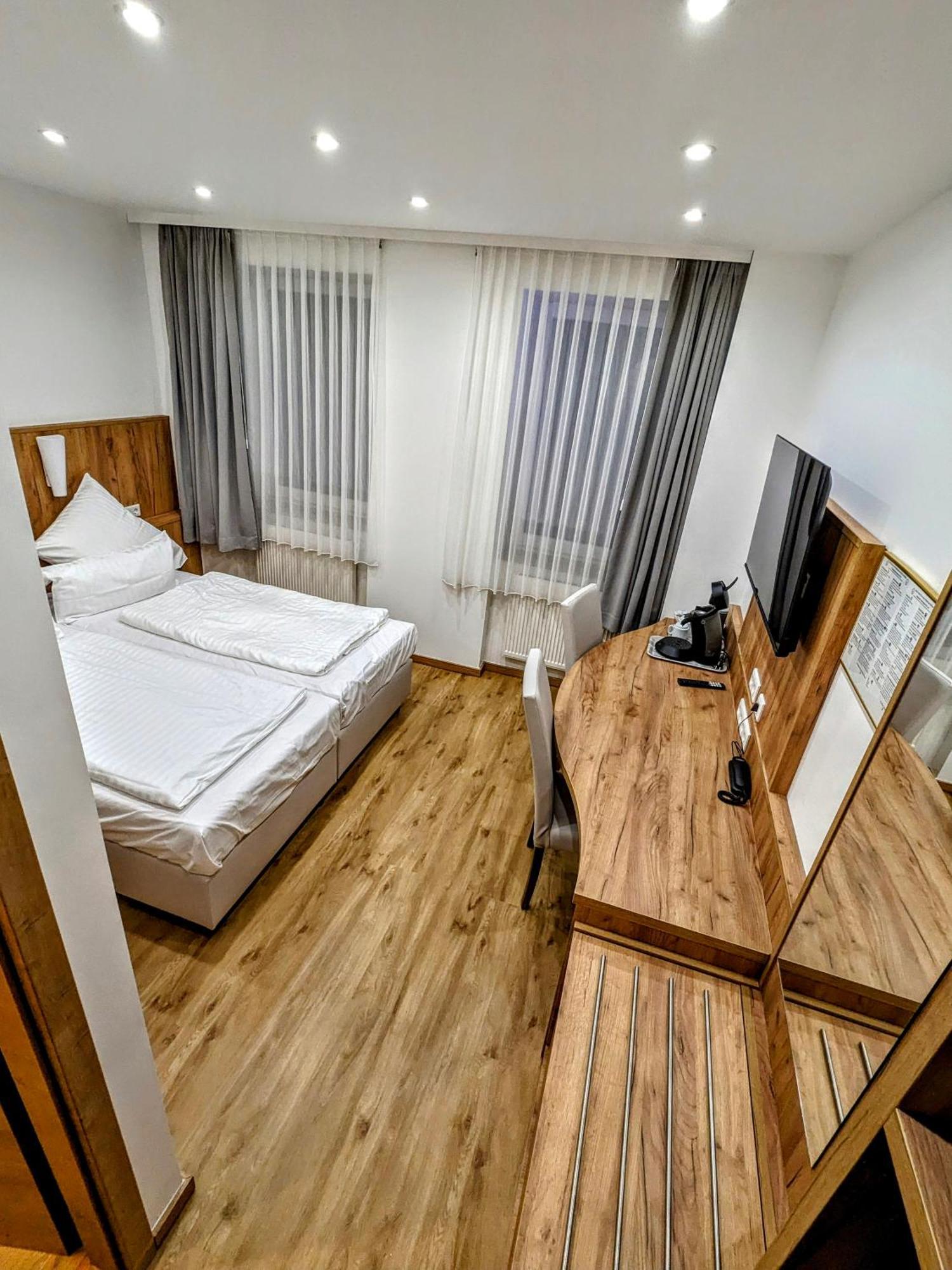 Hotel Am Rathaus カッセル エクステリア 写真